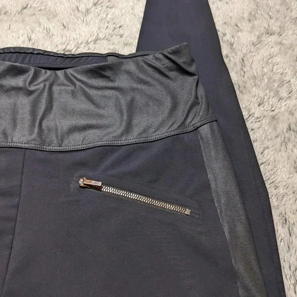 ADAY Black Throw It Higher Leggings Pockets Small - Picture 5 of 8